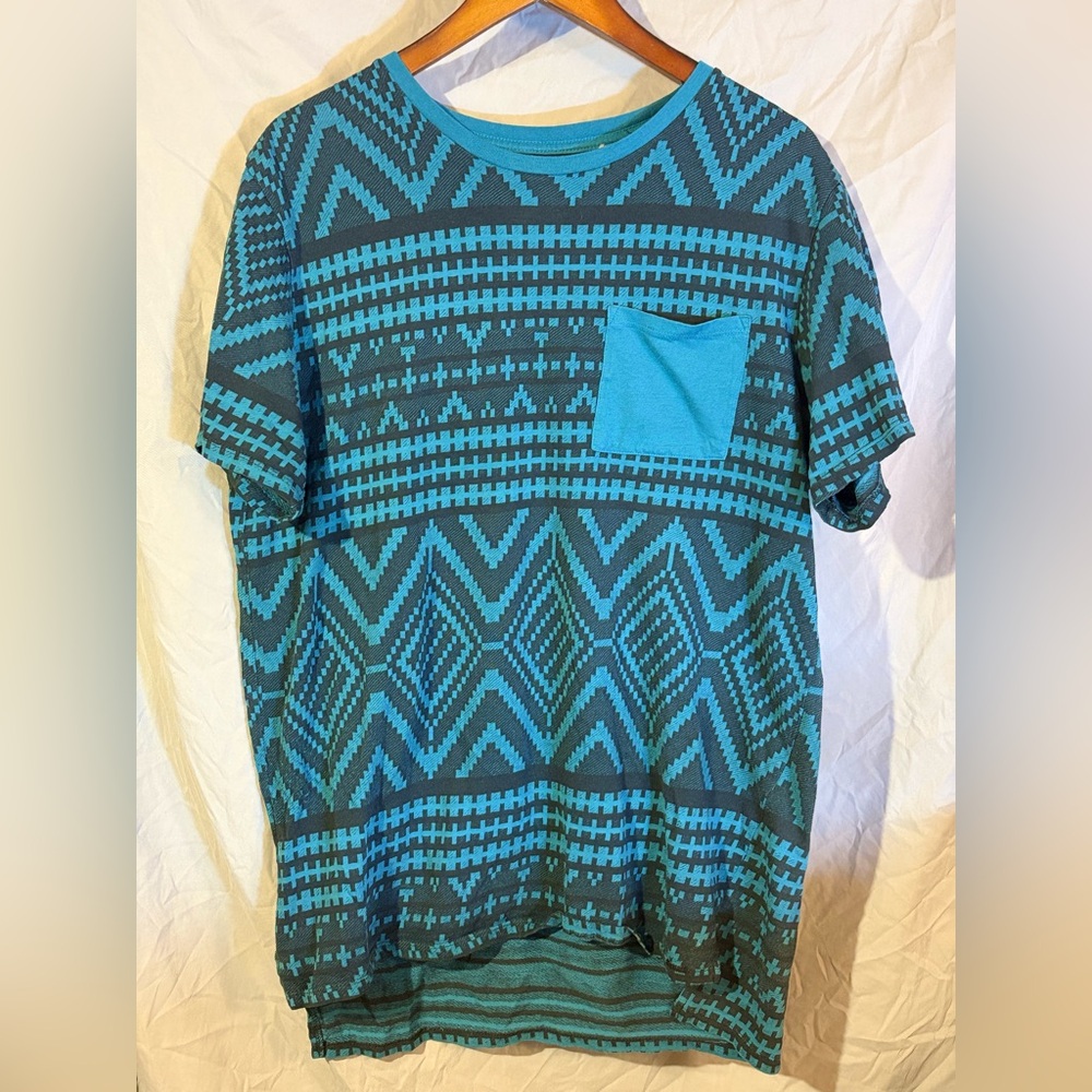 On the Byas Blue Geometric Short Sleeve Tee